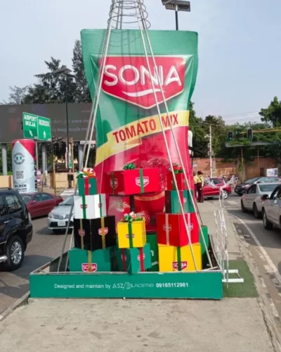 sonia christmas boxes campaign
